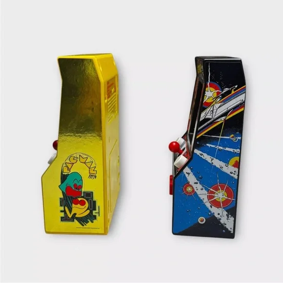 2020 Pac-Man Mini Arcade 2017 Asteroids Video Game Bandai Namco #09530 #09542 - Picture 3 of 8